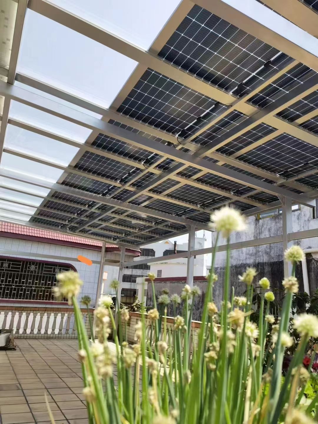 拉萨别墅家用屋顶太阳能发电系统安装